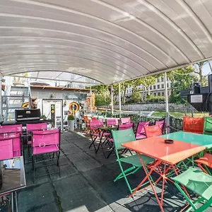 Studio Peniche Au Coeur De Pour 2 Personnes, Insolite Et Calme Appartement